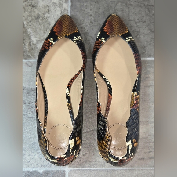 CHLOÉ LAURENA SNAKE EMBOSSED SCALLOPED FLATS. - Picture 3 of 10